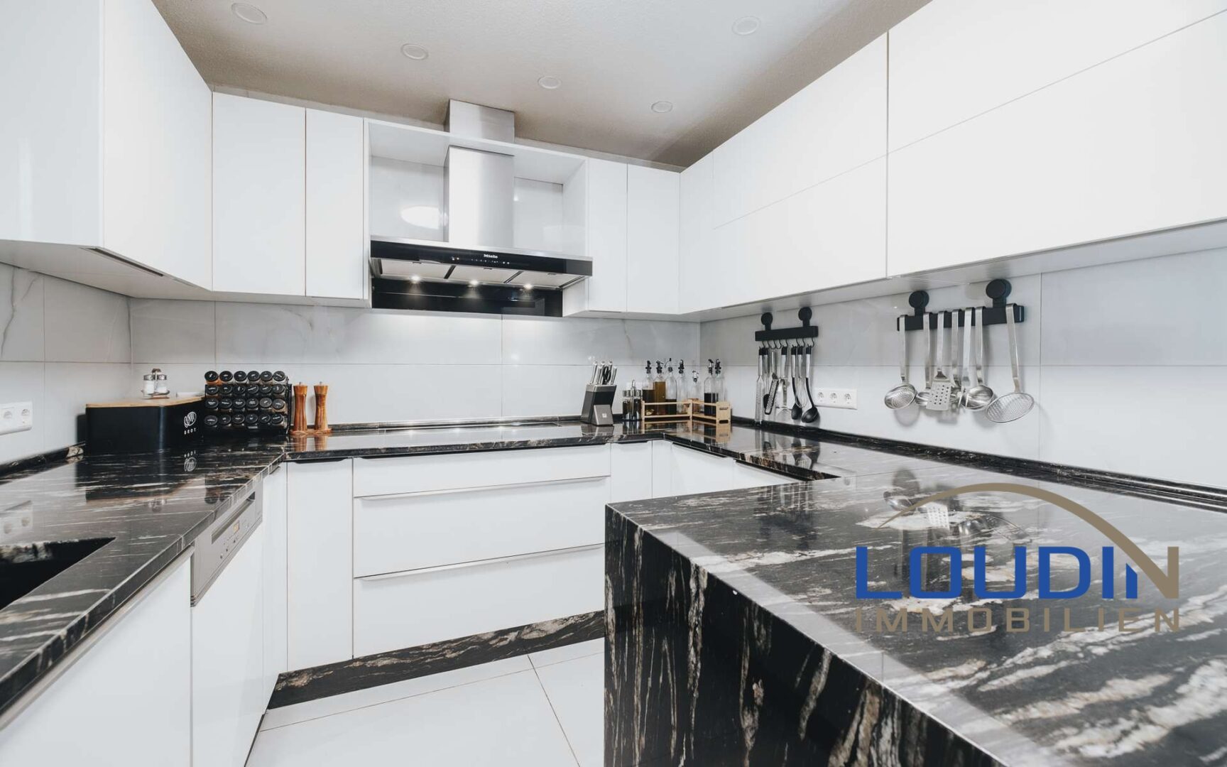 Küche inkl. EBK - EG