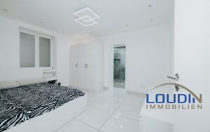 Zimmer 1 mit Bad en suite- EG