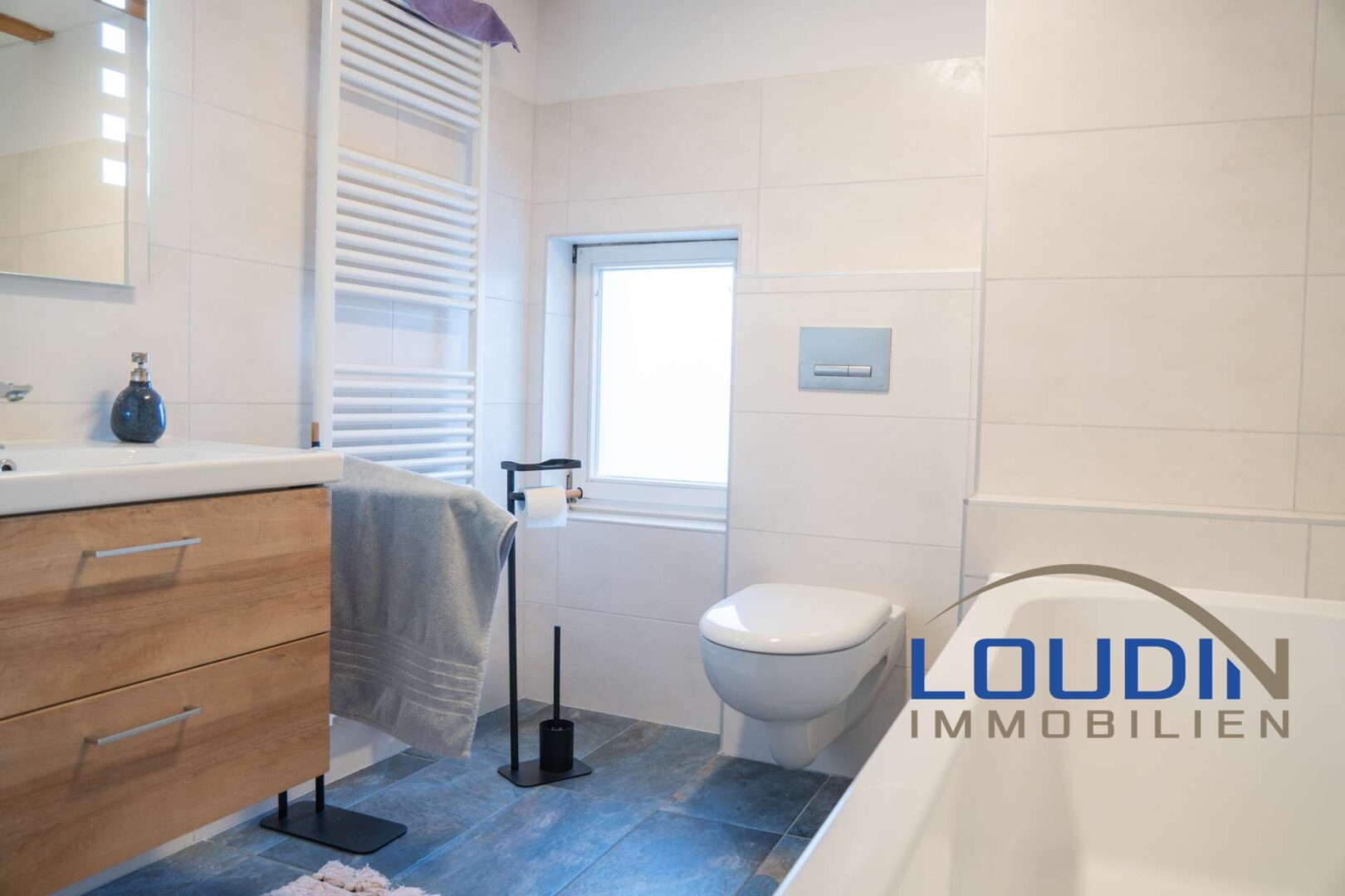 Tageslichtbadezimmer - EG