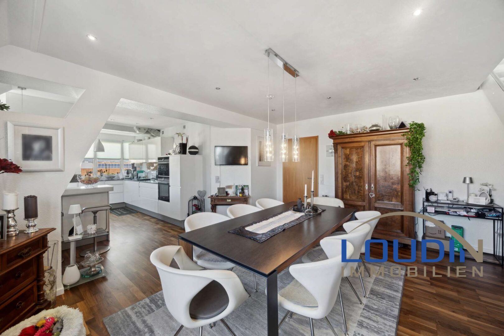 Esszimmer mit offener Küche - OG