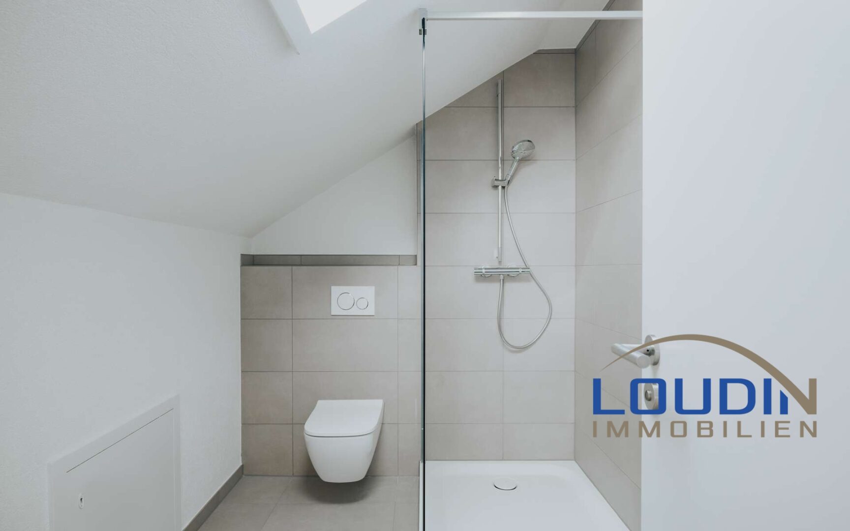 Badezimmer Beispielbild aus der Nachbarwohnung