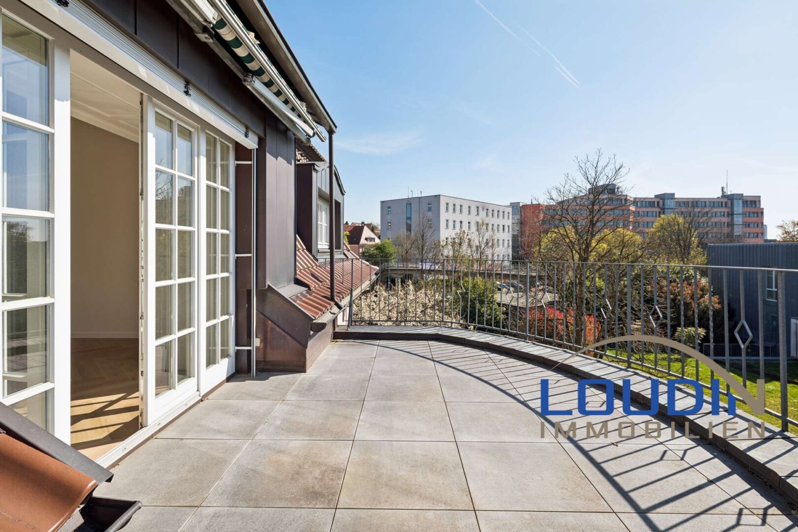 Großzügiger Balkon