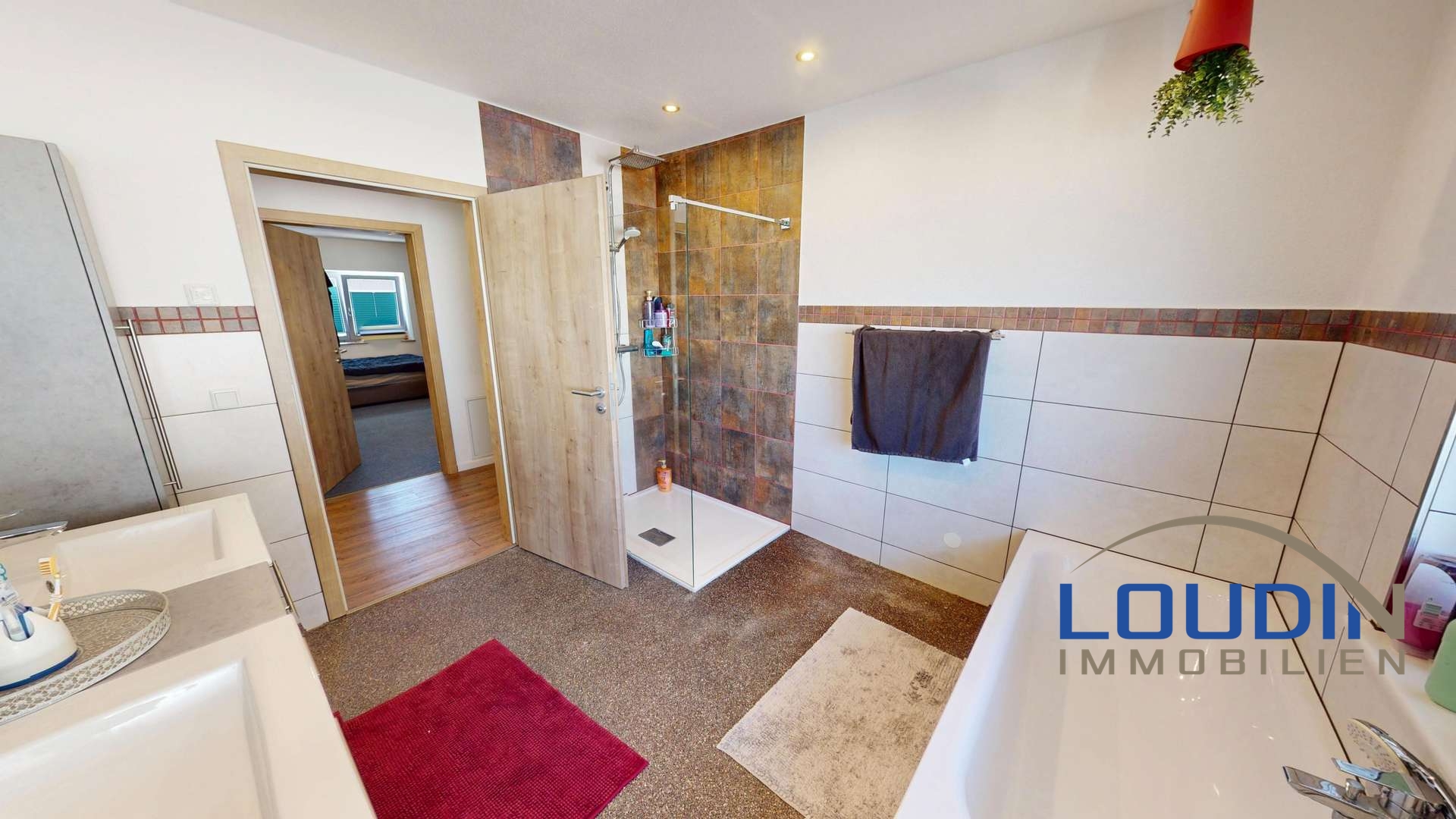 Badezimmer 1.OG