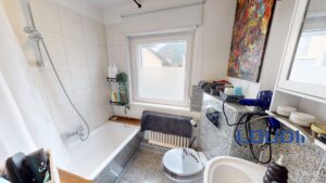 Tageslichtbadezimmer - OG